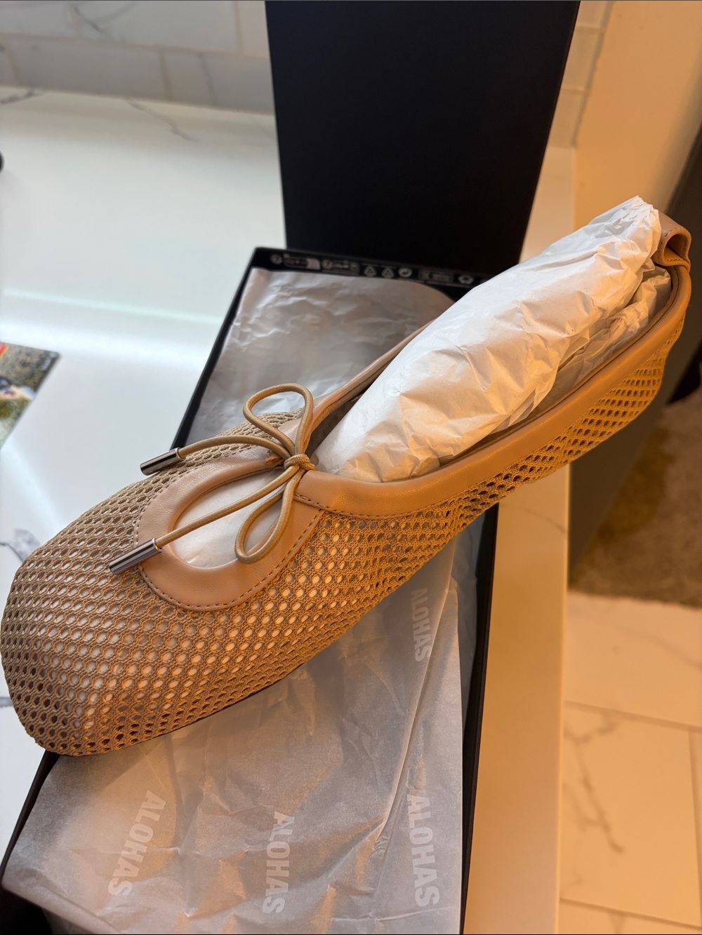 ALOHAS Beige Mesh Bow Ballet Flat